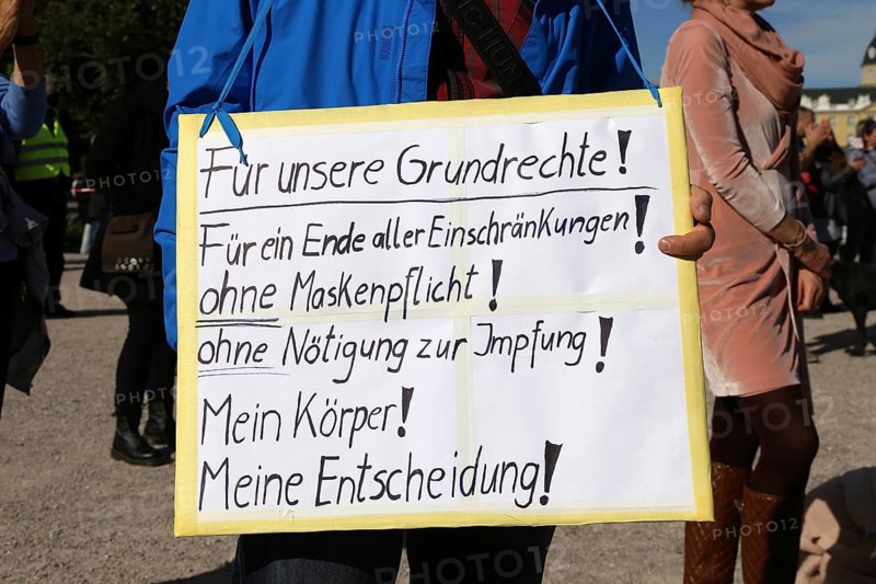 Karlsruhe: Corona protests against the measures taken by the federal government. The protests were organised by the Querdenken 721 Karlsruhe initiative