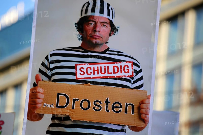 Large demonstration in Leipzig against the federal government's corona policy