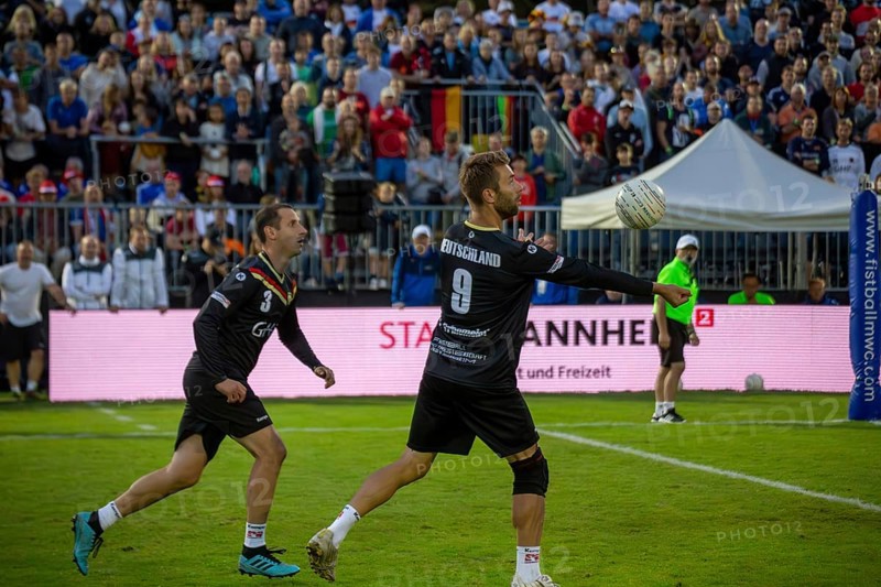Fistball World Championship from 22 July to 29 July 2023 in Mannheim: Germany won the quarter-final match against Chile 3:0 sets to advance to the semi-finals. Here in the picture: Nick Trinemeier (9) and Philipp Hofmann (3)