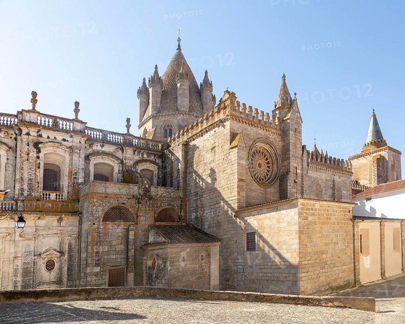 Historic Roman Catholic cathedral church of Evora, Se de Evora, in the city centre, Basilica Cathedral of Our Lady of Assumption, the largest medieval cathedral in Portugal exterior of building dating from the 16th Century