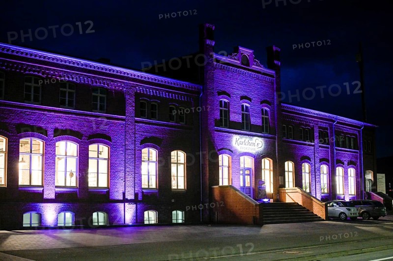 Old railway station, Karlchens Backstube bakery, Vlotho, North Rhine-Westphalia, Germany, Europe