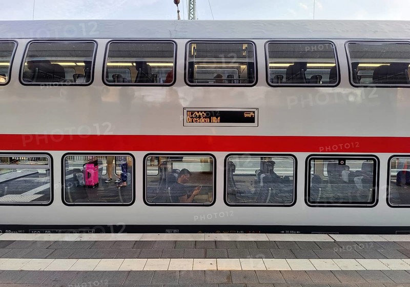 Double-decker Intercity at the main railway station, Dortmund, North Rhine-Westphalia, Germany, Europe