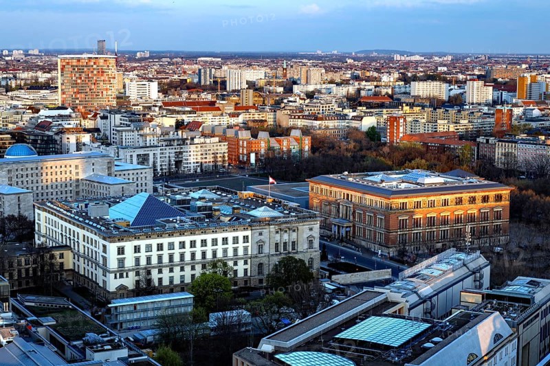 Berlin House of Representatives and the Gropius Bau, 20.04.2021