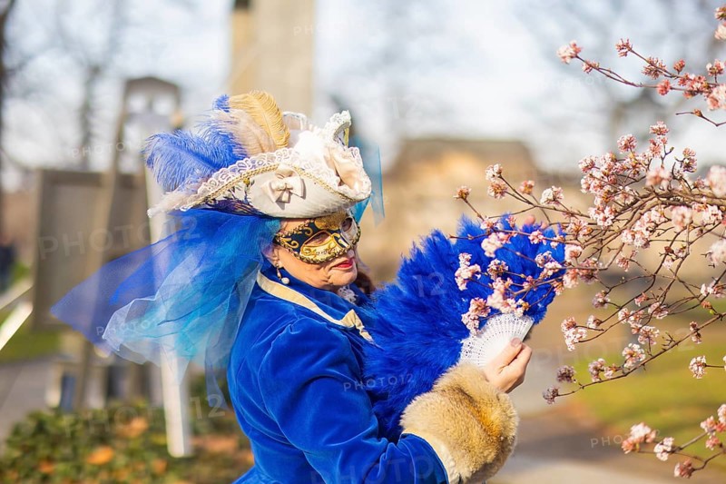LUST & PASSION & JOY OF LIFE, for the joy of the masquerade, the Elbvenezian Carnival took place in Dresden on the weekend in front of Rose Monday. The highlight was the joint stroll through the historic centre with masks in robes in the style of the Elbe Venetian Carnival from the Neumarkt through the Altmarktgalerie, the Schlossstrasse, through the Stallhof, along the Fuerstenzug, onto the Bruehlsche Terrasse and into the Bruehlsche Garten, Dresden, Saxony, Germany, Europe