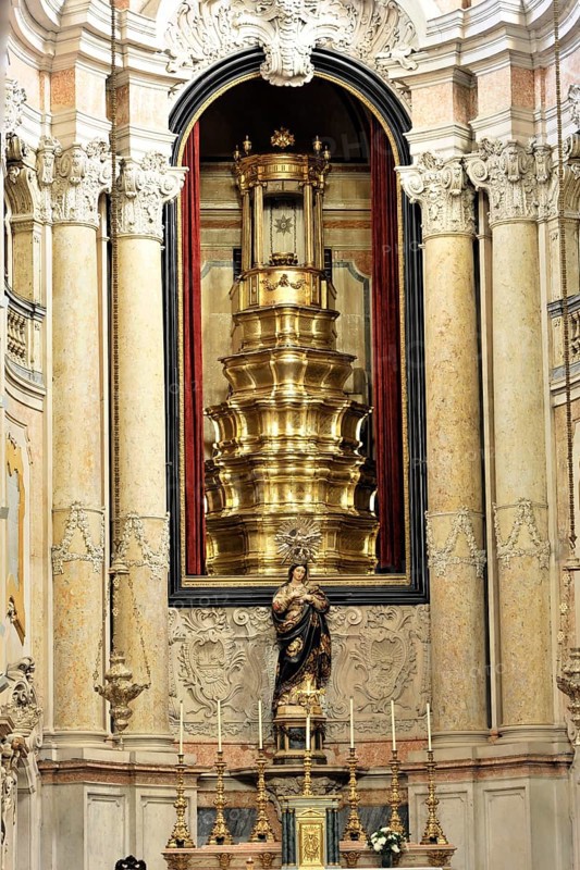 Altar, Igreja da Encarnacao, Church of the Incarnation, built in 1708, Lisbon, Lisboa, Portugal, Europe
