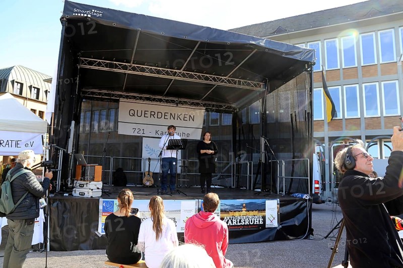 Karlsruhe: Michael Ballweg speaks at the Corona protests against the measures taken by the federal government. The protests were organised by the Querdenken 721 Karlsruhe initiative