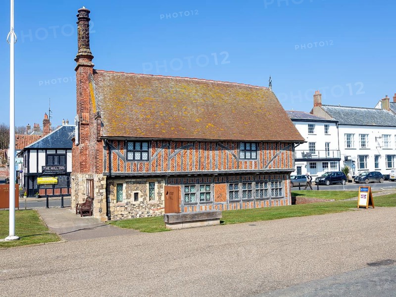 Historic Moot Hall building town guildhall, Aldeburgh, Suffolk, England, UK 16th century Tudor architecture