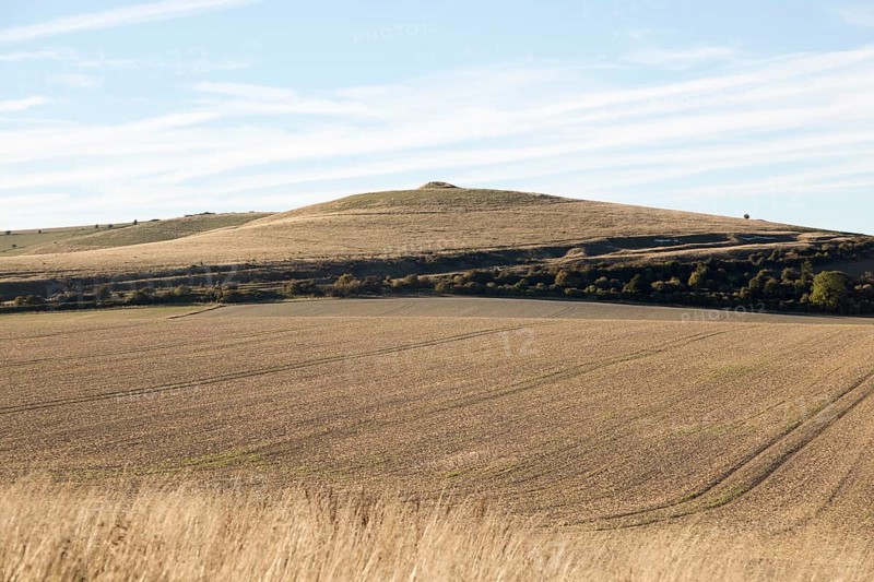 Adam's Grave long barrow burial mound, Walkers Hill, Alton Barnes, Wiltshire, England, UK