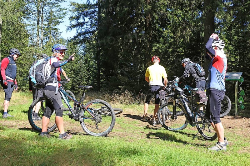 Mountain bike tour through the Bavarian Forest with the DAV Summit Club: stopover on the way to the Kleiner Arber