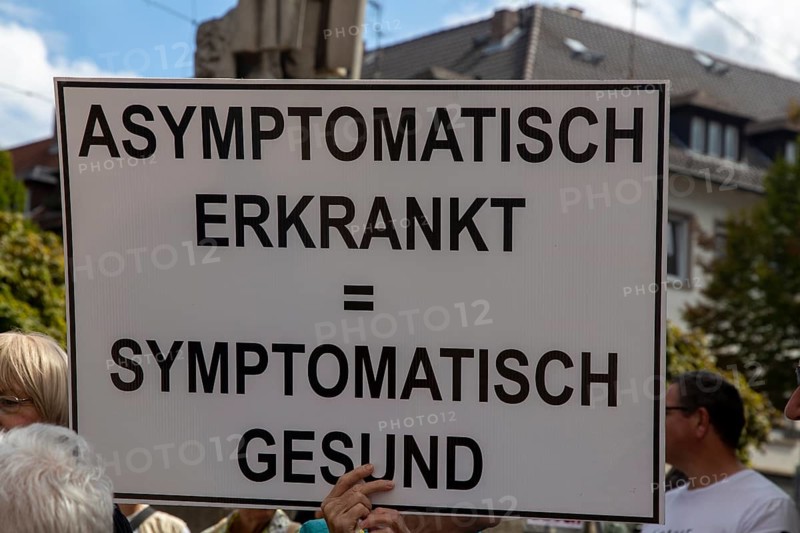 Lateral thinking demo in Darmstadt, Hesse: The demonstration was directed against the corona measures of the past two years as well as future restrictions such as the reintroduction of compulsory masks. There were also calls for a stop to arms deliveries to Ukraine