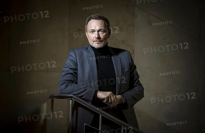 Christian Lindner (FDP), Federal Minister of Finance, photographed in the stairwell of the Federal Ministry of Finance