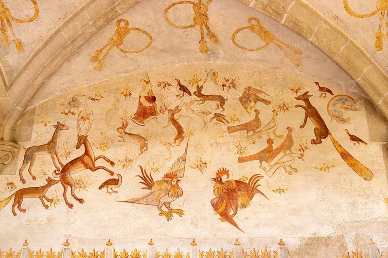 Image set of Casas Pintadas, Evora, Portugal unusual 16th-century murals paintings of creatures real and imagined, birds, hares, foxes, a basilisk, a mermaid and a harpy