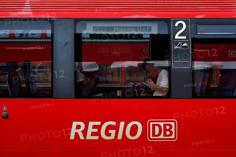 Regional train, Regio DB, Second class, Central station, Wetzlar, Hesse, Germany, Europe