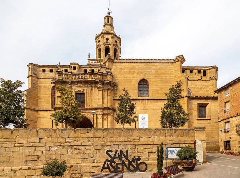 Historic church of the Ascension and village sign for San Asensio, La Rioja Alta, Spain, Europe