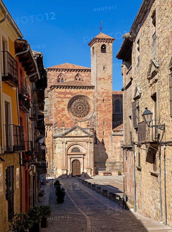 View from Calle Mayor of cathedral church, Catedral de Santa Maria de Sigueenza, Siguenza, Guadalajara province, Spain, Europe