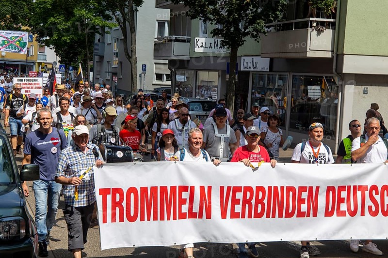 Demonstration in Landau, Palatinate: The demonstration was directed against the government's planned corona measures. There were also calls for peace negotiations instead of arms deliveries and effective measures to curb inflation