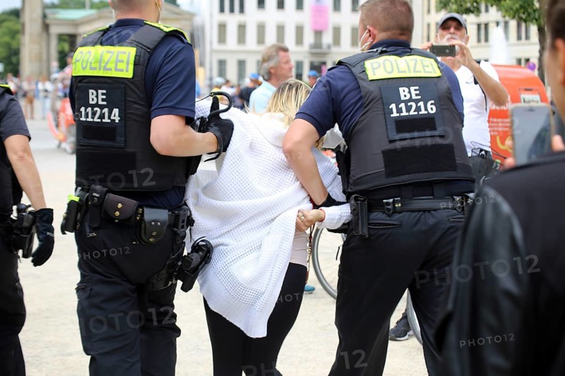Berlin: The planned lateral thinker demo for peace and freedom against the corona measures of the federal government was banned. Several arrests were made