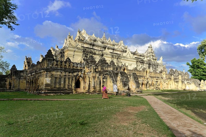 Mahamuni Pagoda, Mandalay, Burma, Burma, Myanmar, Asia