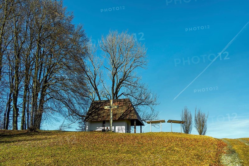 Chapel and wooden cross on the Buchenberg, Buchenberg, Allgaeu, Bavaria, Germany, Europe