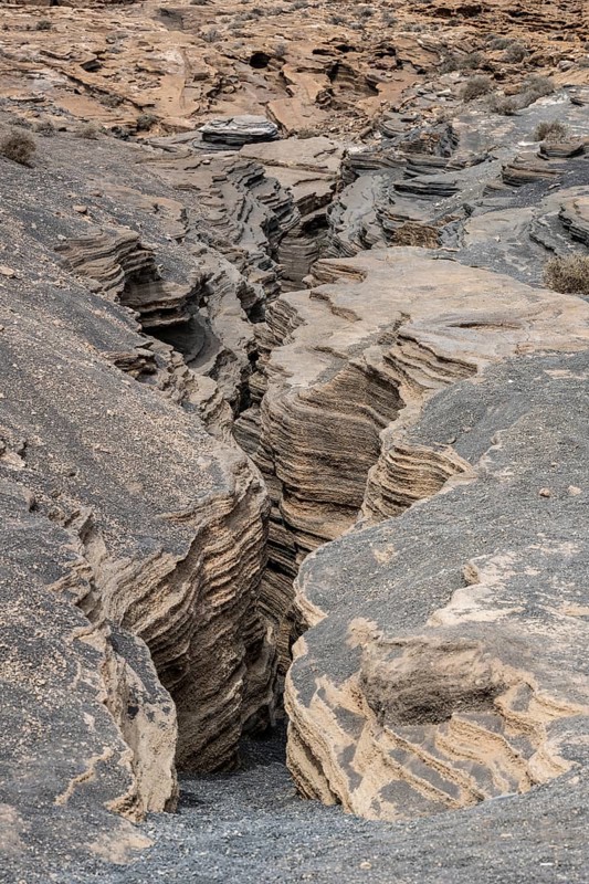 Volcanic fissure, Las Grietas, Lanzarote, Canary Islands, Spain, Europe