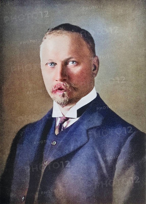 Jan Christiaan Smuts, Lieutenant General. The Honourable J.C. Smuts 1870, 1950, South African statesman, after a photograph by Elliott and Fry, Historic, digitally restored reproduction from a 19th century original, Record date not stated