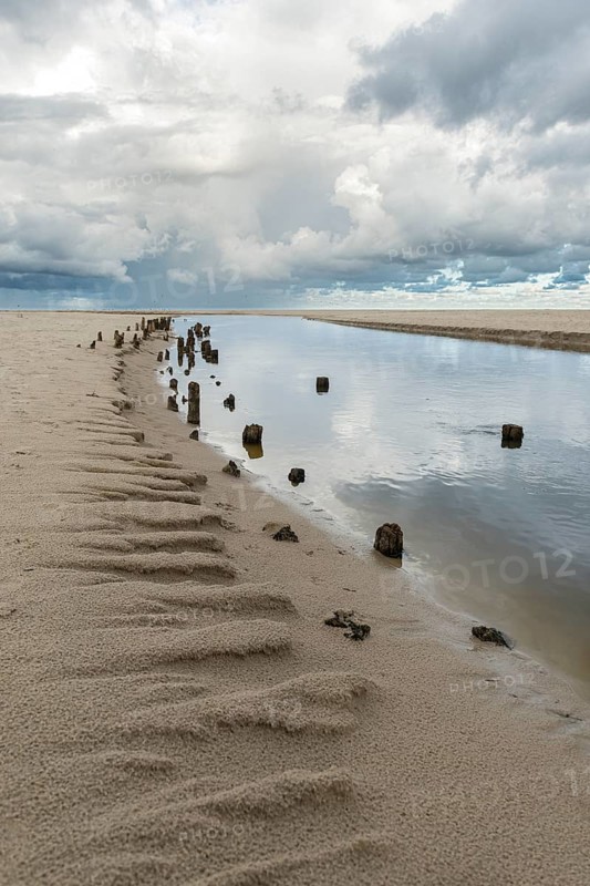 Mouth of the Henne Molle A into the North Sea, Henne, Region Syddanmark, Denmark, Europe