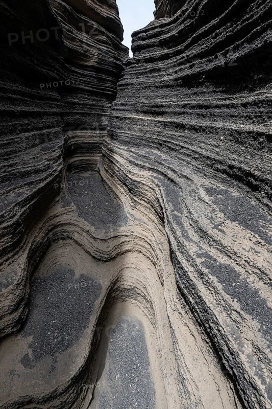 Volcanic fissure, Las Grietas, Lanzarote, Canary Islands, Spain, Europe