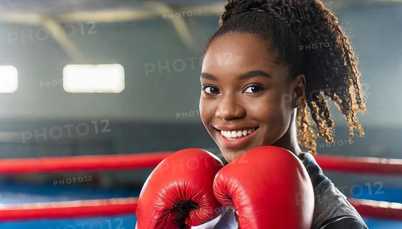 AI generated, woman, woman, 35, years, thai, thai, sport, boxing, gloves, thai boxing, muay thai, one person, portrait, athletic, fight, fighting, popular sport, thai boxer, boxing, boxing ring, african woman