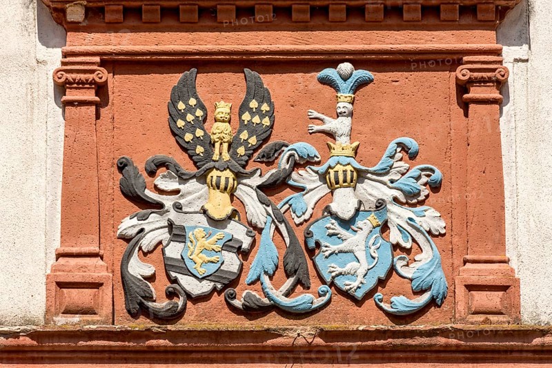 Coat of arms of the County of Ysenburg Buedingen and Isenburg Birstein, relief in sandstone, colourfully painted, portal new bower, Ronneburg Castle, medieval knight's castle, Ronneburg, Ronneburg hill country, Main-Kinzig district, Hesse, Germany, Europe