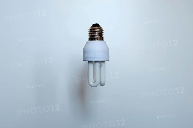 Energy saving light bulb