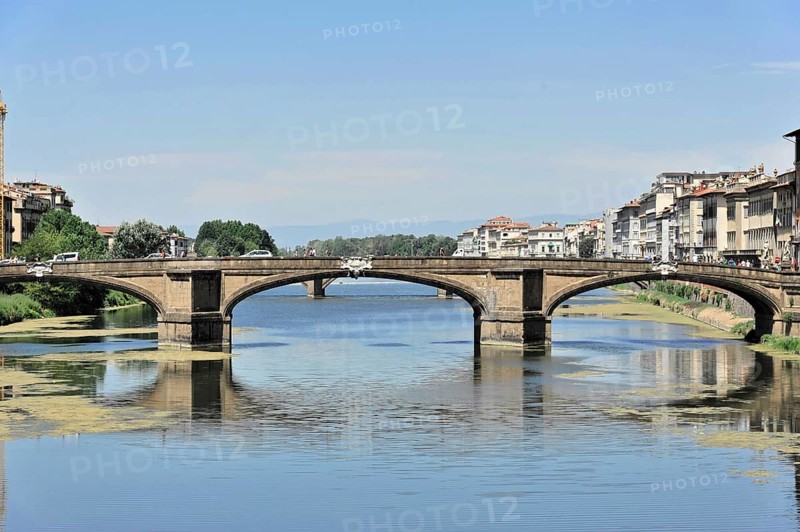 River Arno with bridge Ponte S. Trinita, Florence, Tuscany, Italy, Europe