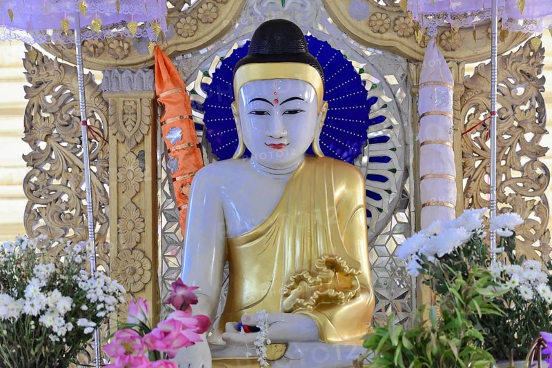 Buddha statue, marble tablets with the teachings of Theravada Buddhism, Kuthodaw Pagoda, Mandalay, Myanmar, Asia