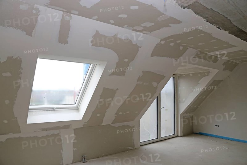 Dry construction, dry lining