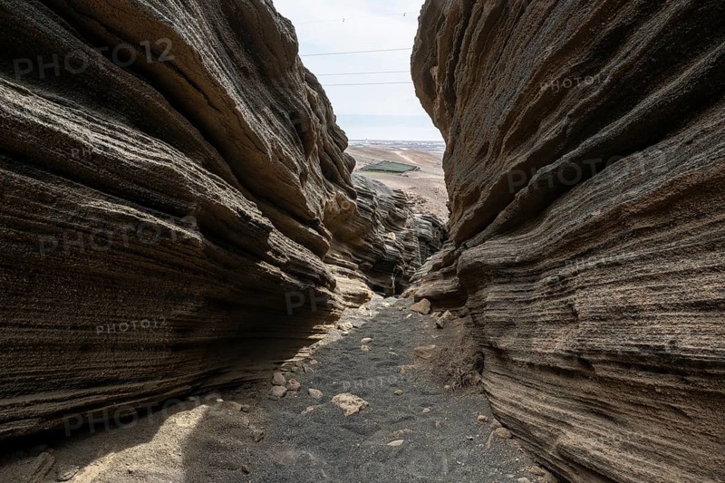 Volcanic fissure, Las Grietas, Lanzarote, Canary Islands, Spain, Europe