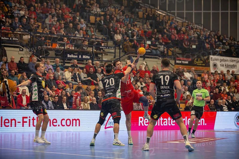 18.02.2024, 2nd HBL, German Handball League, matchday 21) : Game scene Eulen Ludwigshafen against TuS N-Luebbecke (final score 34:32) . Player on the ball: Jannek Klein (Eulen Ludwigshafen)