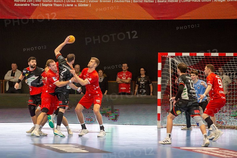 18.02.2024, 2nd HBL, German Handball League, matchday 21) : Game scene Eulen Ludwigshafen against TuS N-Luebbecke (final score 34:32) . Player on the ball: Jo Gerrit Genz, (TuS N-Luebbecke)