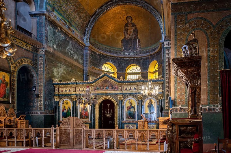 Interior view of Hagia Sofia church, also known as Agia Sofia, altar, chandelier, Thessaloniki, Macedonia, Greece, Europe