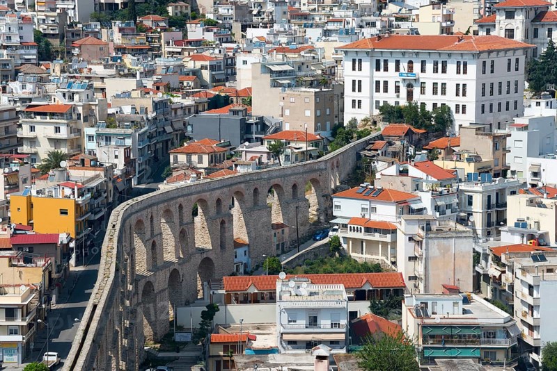 Roman aqueduct running through a modern urban area, view from the fortress, Kavala, Dimos Kavalas, Eastern Macedonia and Thrace, Gulf of Thasos, Gulf of Kavala, Thracian Sea, Greece, Europe