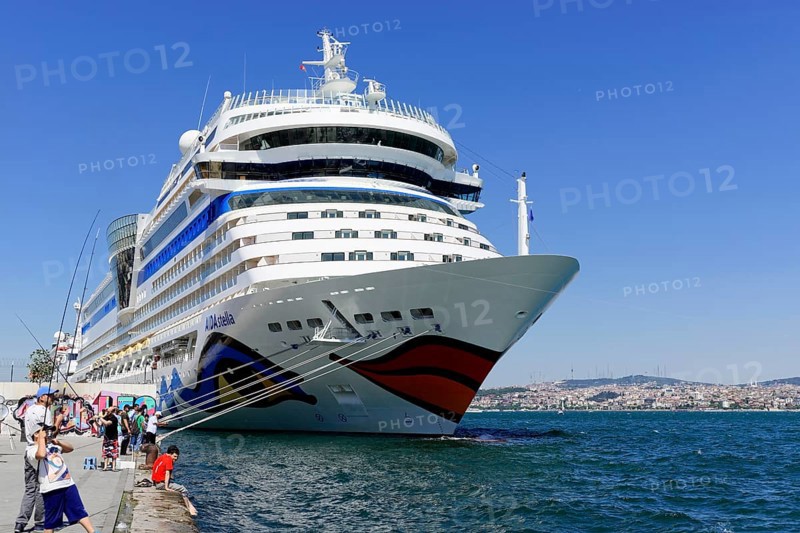 Cruise ship AIDAstella, year of construction 2013, 253, 3m long, 2700 passengers, at the quay of Karakoey, Istanbul Modern, Beyoglu, Istanbul, Turkey, Asia