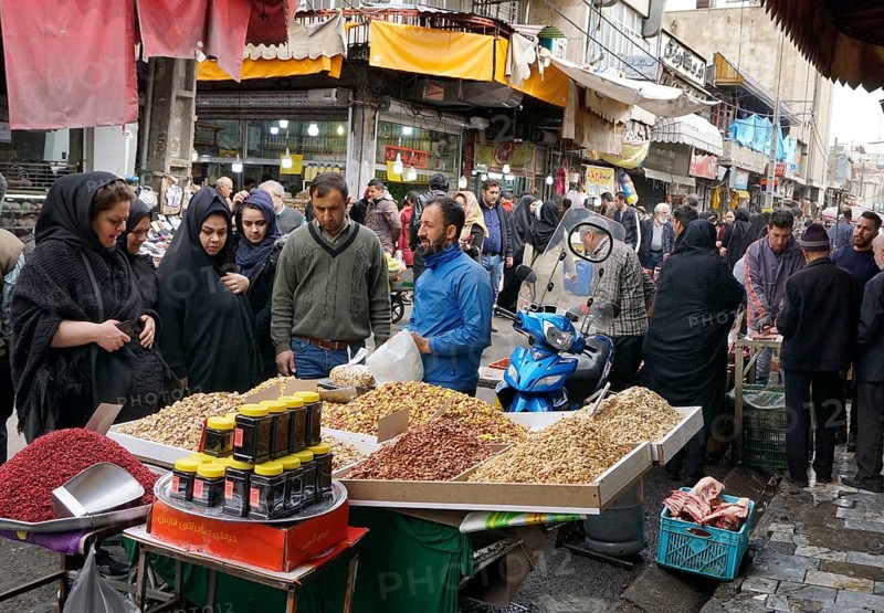 Fruit and vegetable sale in a bazaar in Tehran, Iran, 18/03/2019, Asia