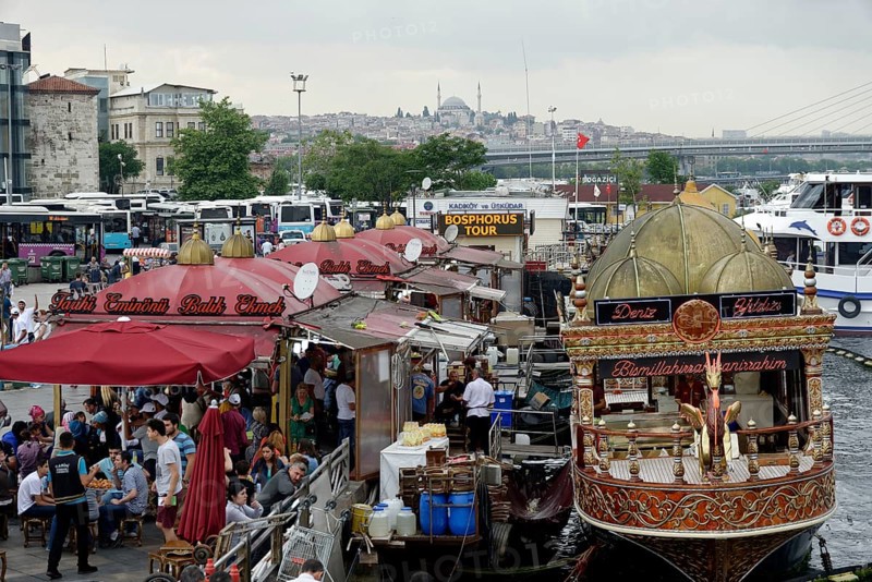 View from the Galata Bridge, Galata Koepruesue, on market and fish stall in Eminoenue neighbourhood, Golden Horn, Halic, Istanbul, Turkey, Asia