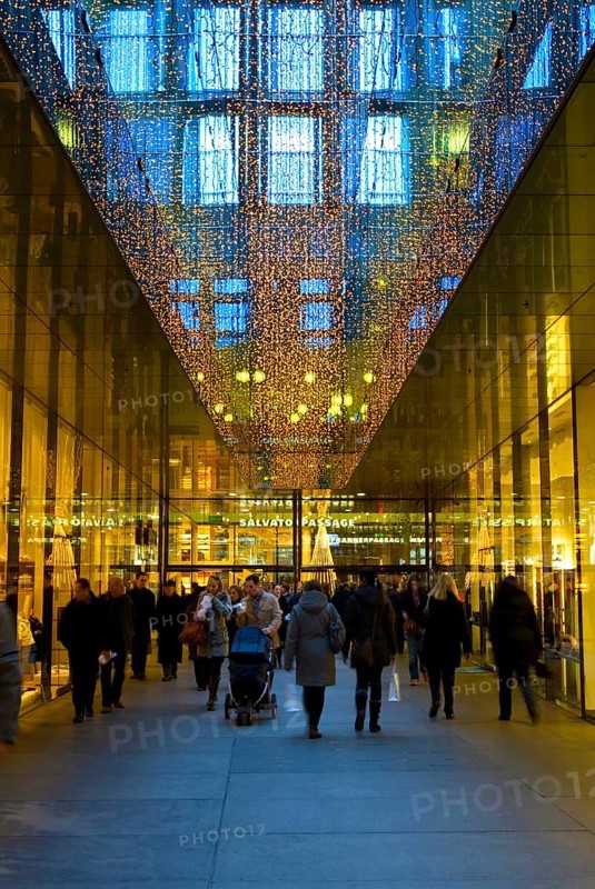 Shopping Area Fuenf Hoefe, Munich, Bavaria, Germany, Europe