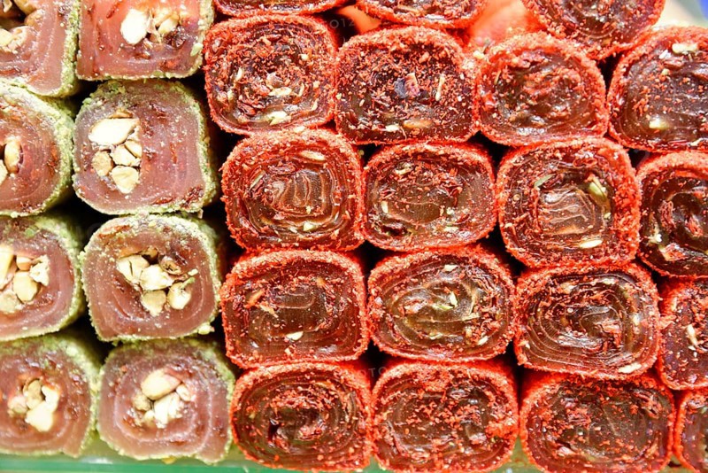 Sale, sweets, Istiklal Caddesi shopping street, Beyoglu, Istanbul, European part, Istanbul province, Turkey, Asia