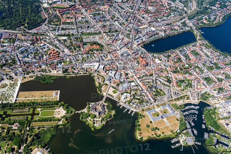Aerial view, Schwerin, castle, city centre, state capital, lake, Mecklenburg-Western Pomerania, Germany, Europe