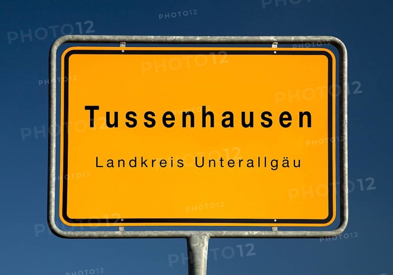 Town sign Tussenhausen, market in the district of Unterallgaeu, Bavaria, Germany, Europe