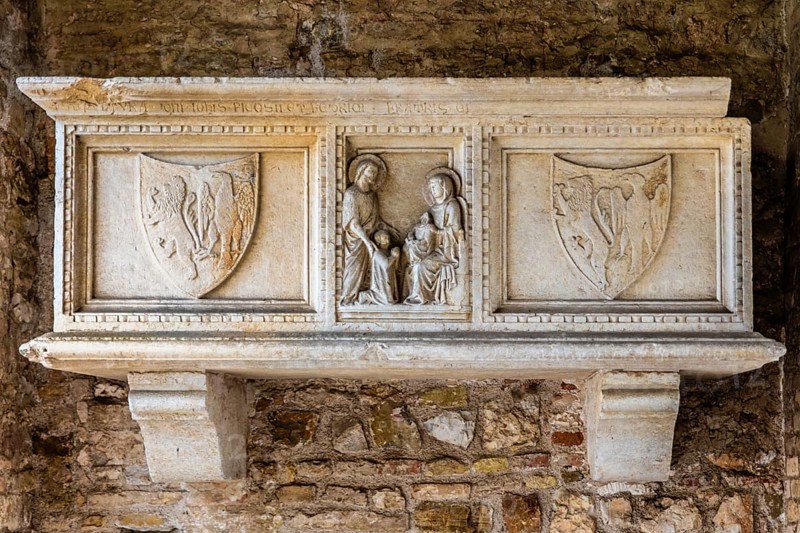 Sarcophagus, Basilica of Aquileia from the 11th century, largest floor mosaic of the Western Roman Empire, UNESCO World Heritage Site, important city in the Roman Empire, Friuli, Italy, Aquileia, Friuli, Italy, Europe