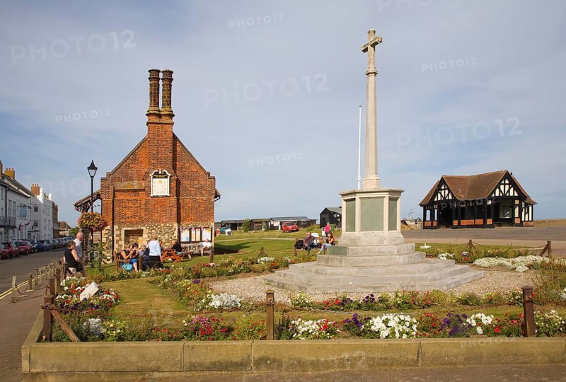 War memorial and the Moot Hall is an early sixteenth century building originally with small shops on the ground floor. The town council continues to meet in the upper floor and the building also houses a small museum. Aldeburgh, Suffolk, England, United Kingdom, Europe