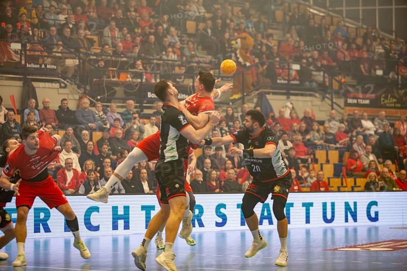 18.02.2024, 2nd HBL, German Handball League, matchday 21) : Game scene Eulen Ludwigshafen against TuS N-Luebbecke (final score 34:32) . Player on the ball: Mex Raguse (Eulen Ludwigshafen)