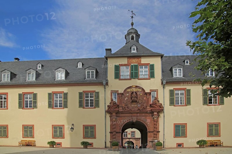 Inner courtyard with entrance and portal with decorations, gate, baroque, spire, castle, Bad Homburg, Taunus, Hesse, Germany, Europe