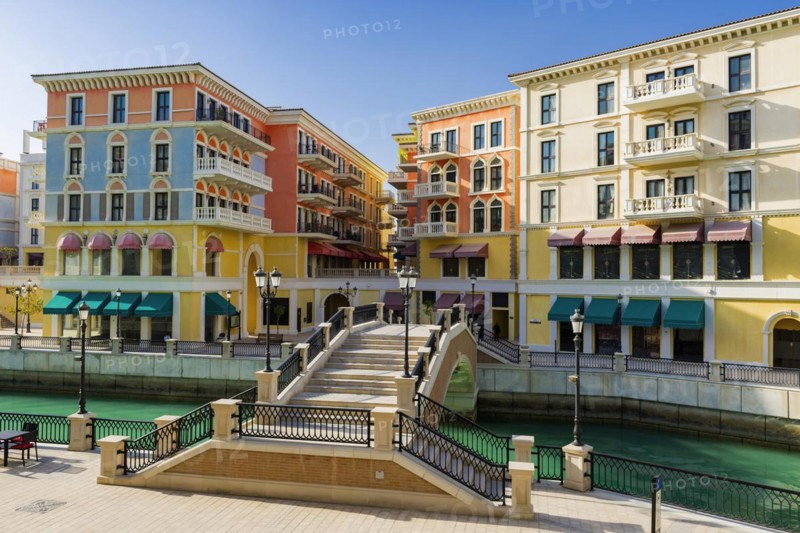 Qanat Quatier with Venetian-style buildings in Doha, Venice, replica, copy, fake, city, urban, modern, Venetian, residential building, rental flat, residential district, colourful, colourful, luxury, luxurious, capital, real estate, investment, investment, downtown, Islam, Orient, Arabic, urban development, housing, well-maintained, new construction, Rialto BridgeUrban planning, urban development, Doha, Qatar, Asia